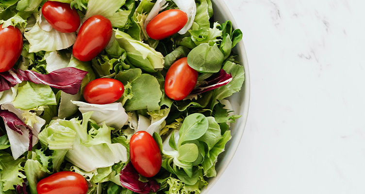 salad with tomatoes