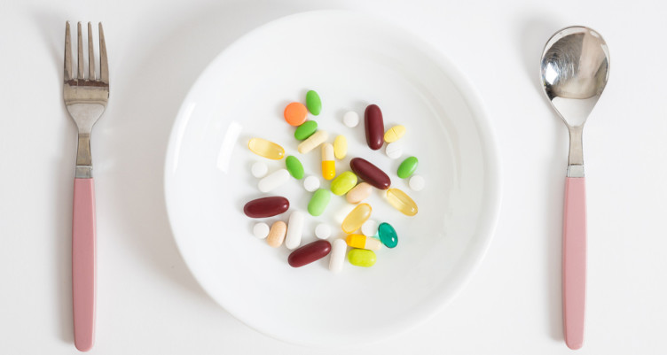 Can You Take Supplements While Fasting? Everything You Need to Know